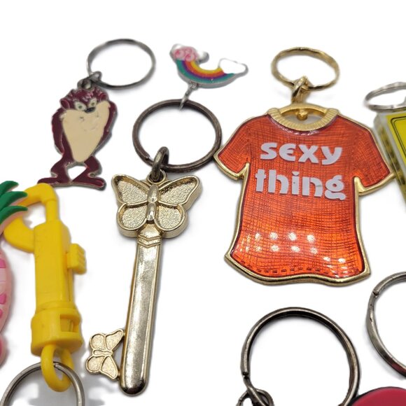 8 Funny Cartoon Key Chains  Metal & Vinyl Bright Colors Collectible - Picture 4 of 15